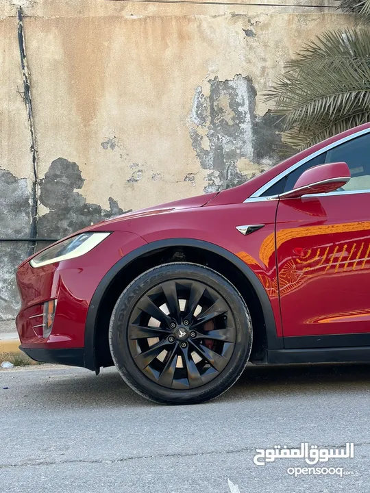 TESLA MODEL X LONG RANGE