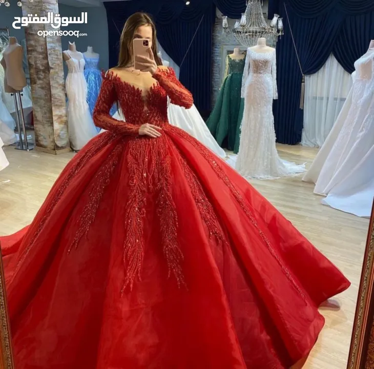 فساتين زفاف وخطوبة بالجملة