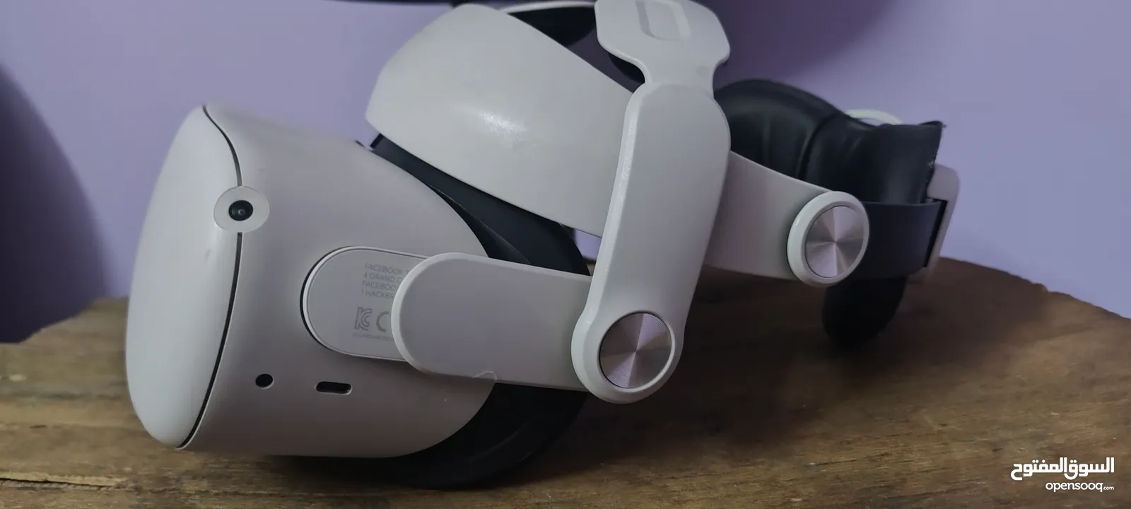 نظارة  VR OCULUS 2 استعمال خفيف اسبوع فقط مع كامل الاكسسوارات