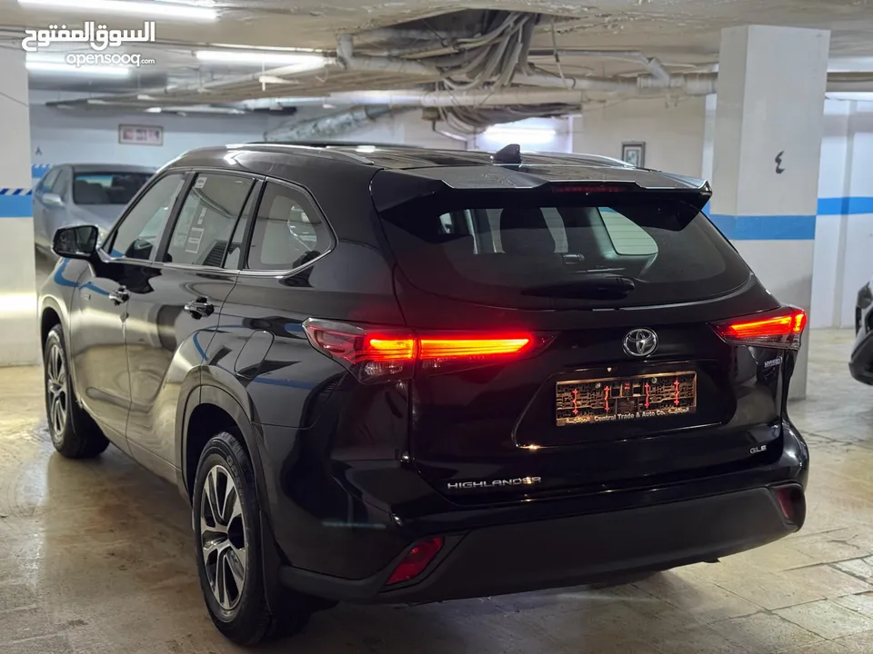 Toyota Highlander 2023 وارد المركزية