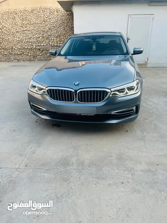 بي ام دبليو 2020-2019 530e للبيع (BMW 530e hybrid plugin)