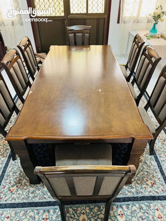 8 seater dinning table for sale
