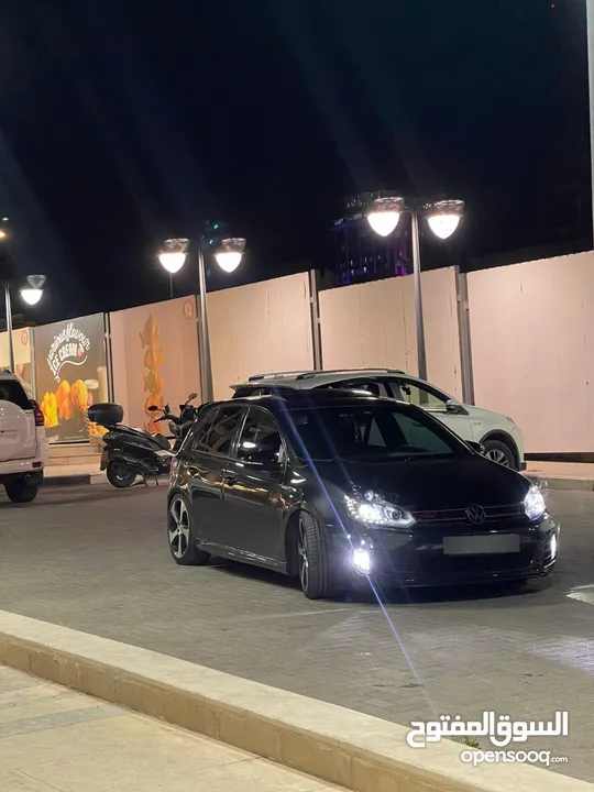 للبيع نص بنص او كاشش جولف gti 2012 فل اضافات  ستيج 2 بوبس داون بايب  تعديل مرتب مطور جديد بلكرتونة