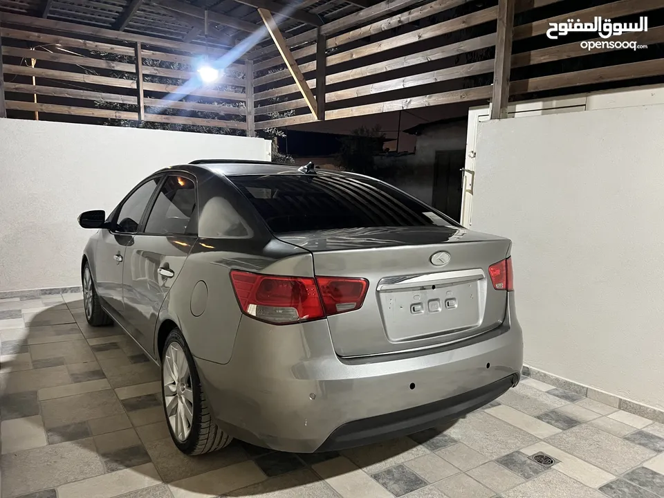 كياااا فورتي 2010 مطور 1600 بنزين جير اتوماتيك فل الفل اضافات سياره بصلاه ع النبي