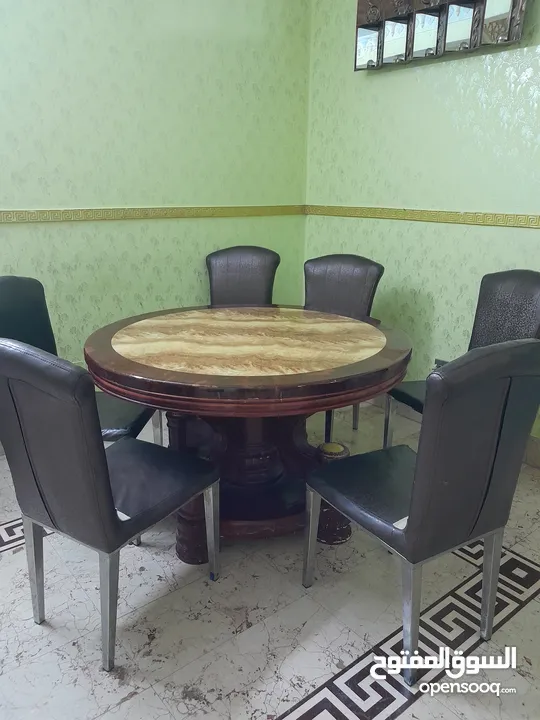 dining table for sale