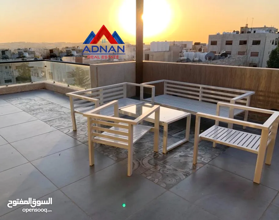 عبدون شقة مفروشة فخمة مع رووف ( دوبلكس ) للإيجار السنوي