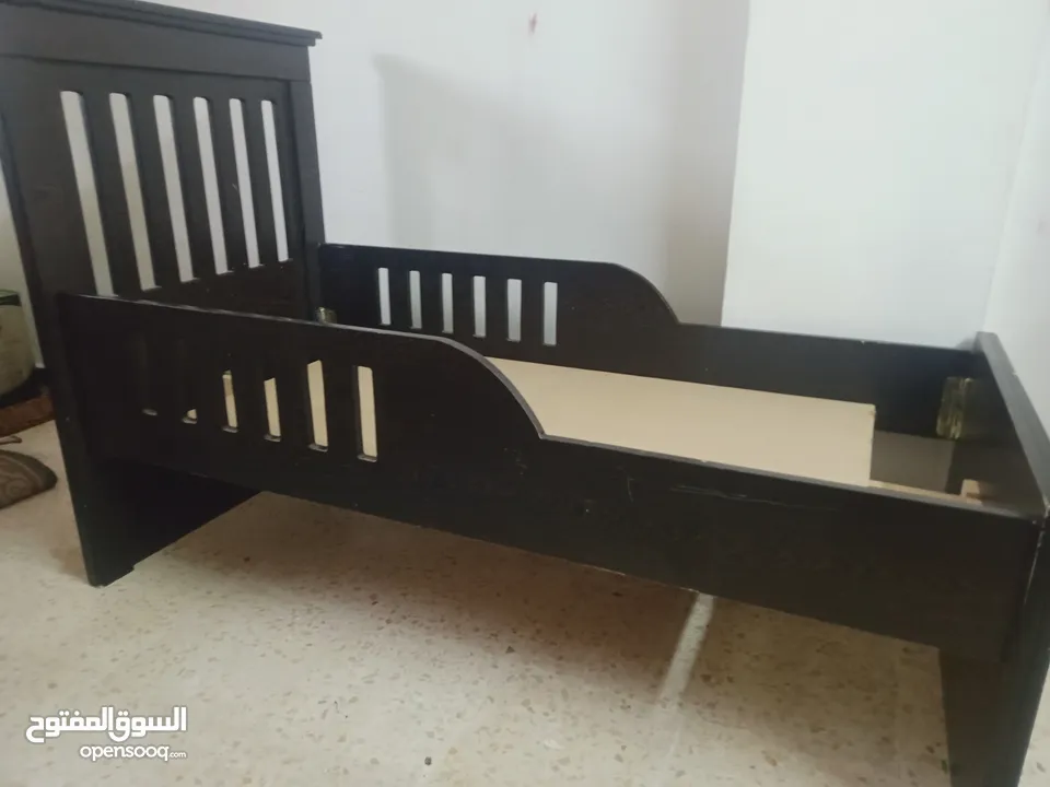 سرير اطفال خشب تفصيل : اثاث وغرف نوم اطفال مستعمل : إربد قميم (227969932)