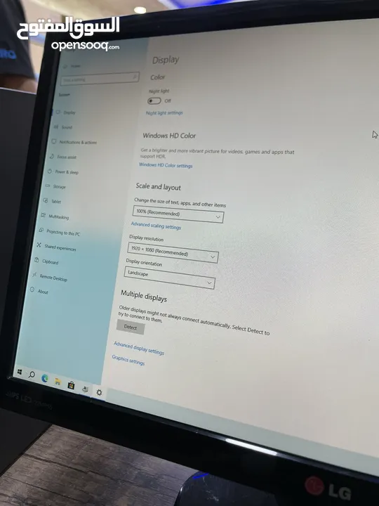 كمبيوتر موصفات عاليه كل شي اصلي شاشة كبيره LENOVO Core i7 كيبورد و ماوس لينوفو اصلي