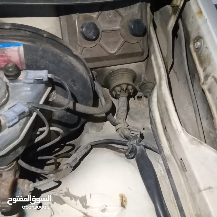 مرسيدس e200 لف (التواصل على الرقم الموجود داخل الاعلان فقط )