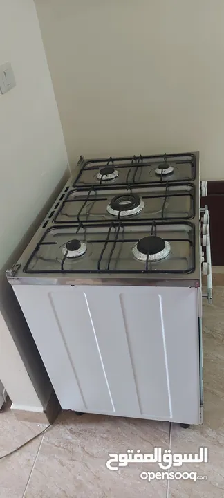 فرن غاز نوع فريش مصري بحاله ممتازه