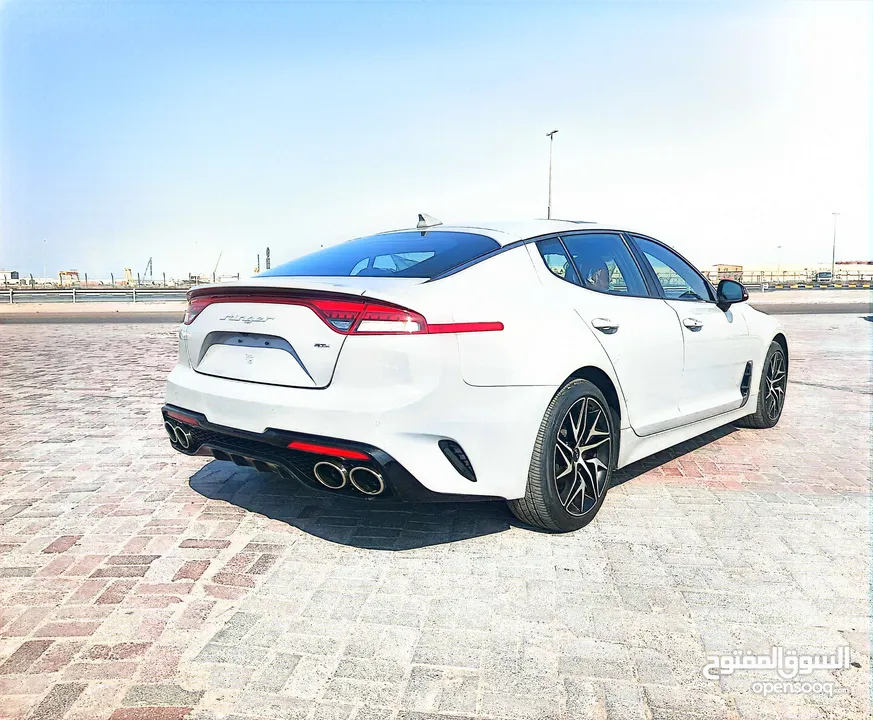 Kia STINGER 2.5 GT Line Model 2023 UAS spec