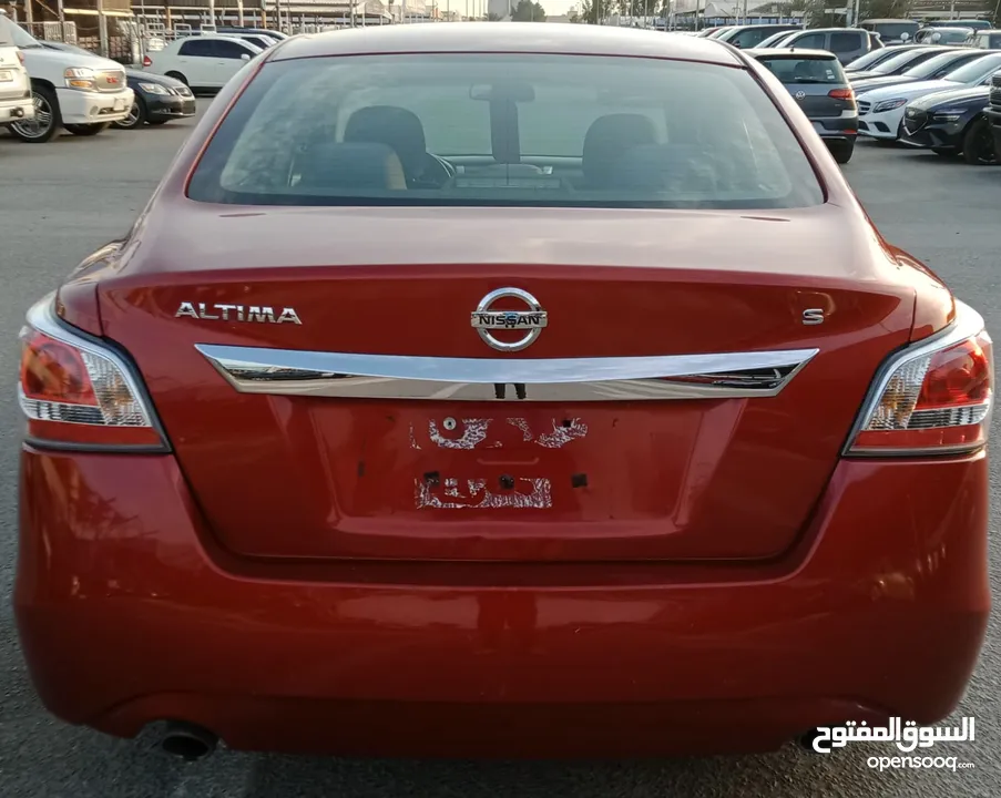 Nissan Altima S V4 2.5L Model 2015