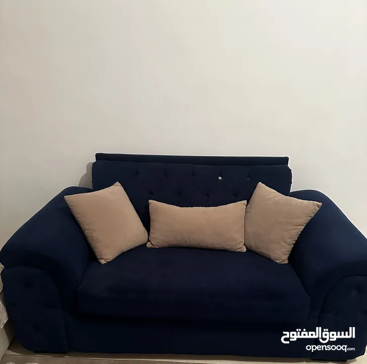 كنب منفرد من ثلاث قطع