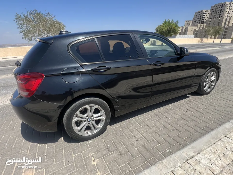سيارة بي ام دبليو المانية من طراز BMW116i موديل 2016 \ ترخيص 2015 امكانية البيع دفعة وشيكات للجديين