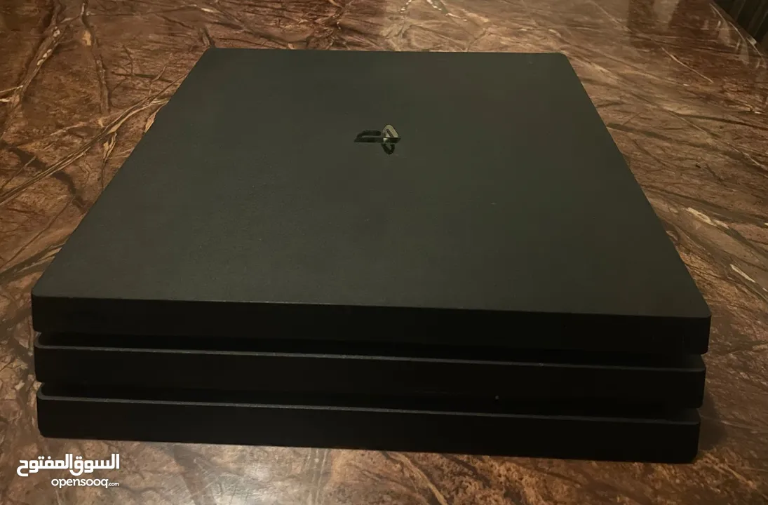 PlayStation 4 pro 1TB