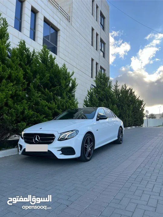 E350e 2018 AMG night package