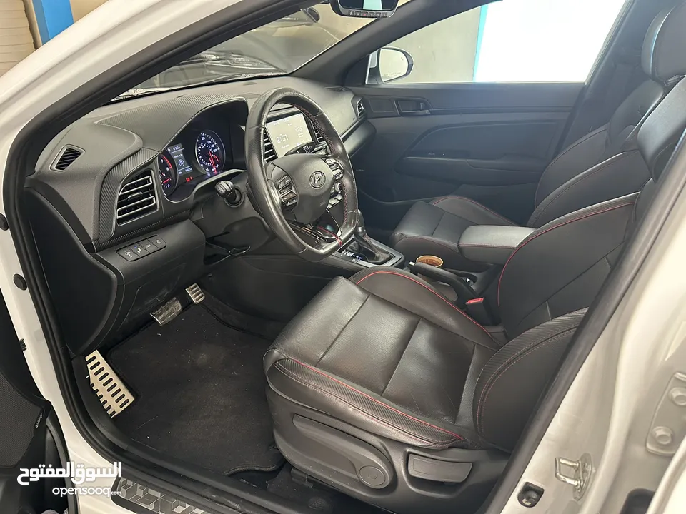 2019 Elentra Turbo.