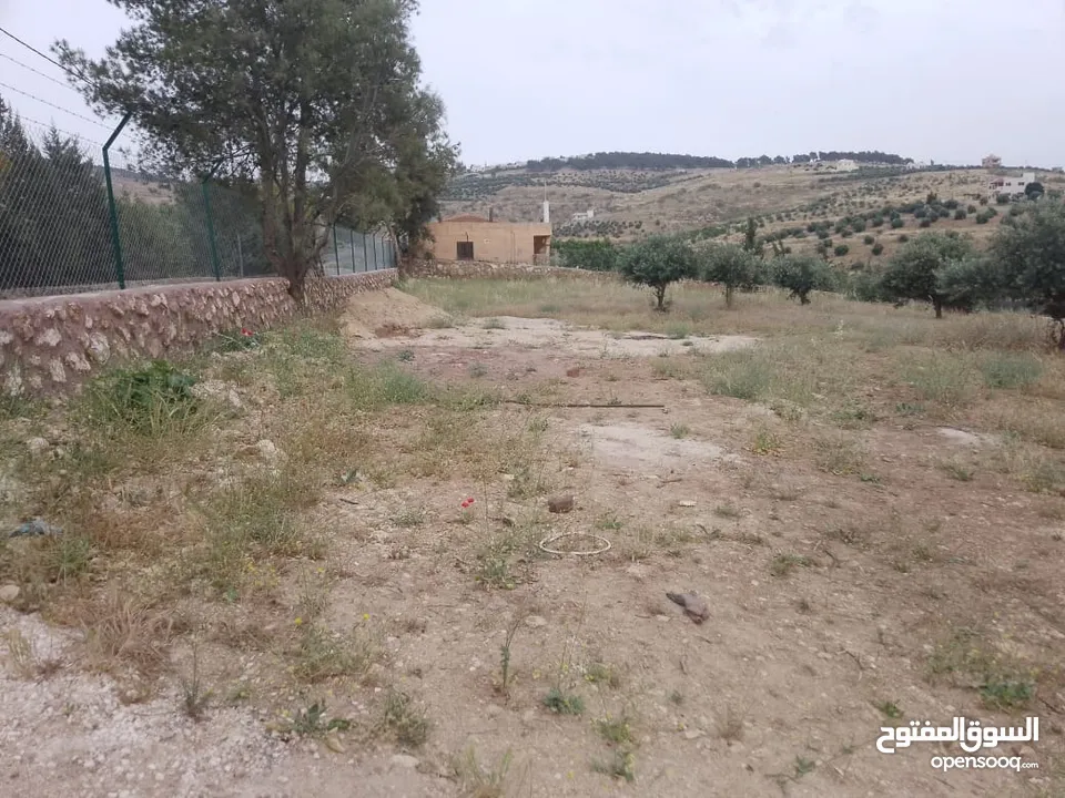 أرض ذات إطلالة خلابة في أجمل مناطق جرش