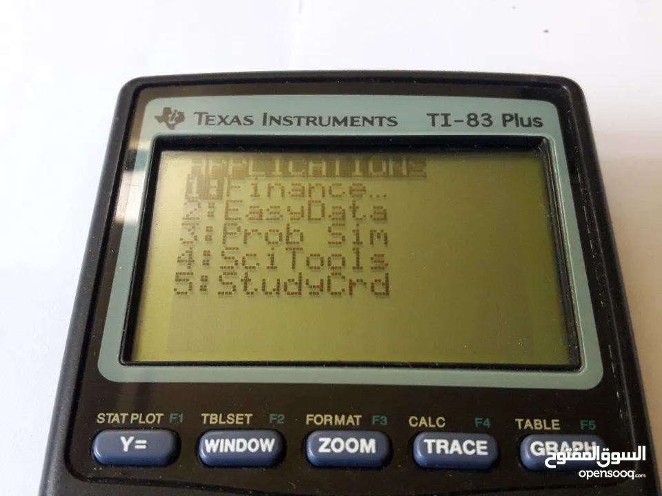 الة حاسبة متطورة texas instruments ti-83 plus