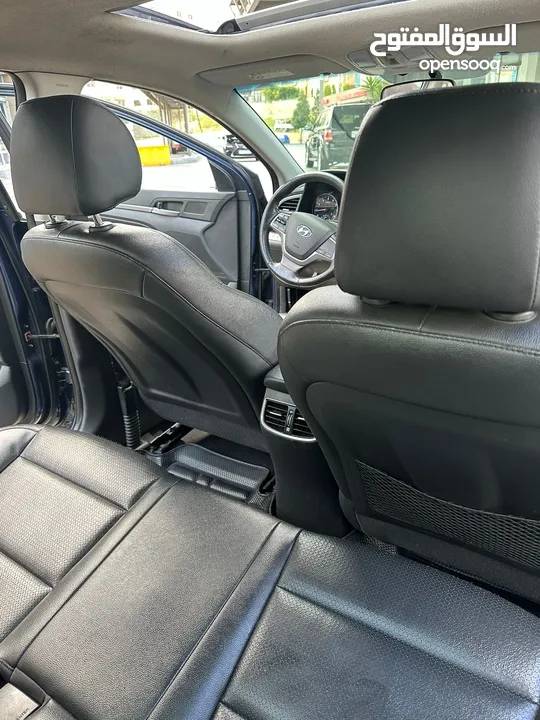 هيونداي افانتي 2017 لون كحلي مميز  Dark  Hyundai Avani