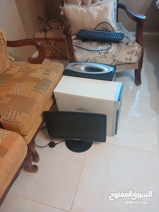 كمبيوترات للبيع