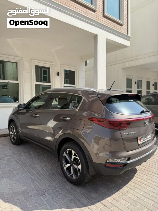 Kia Sportage 2021 ( 17000 km only )