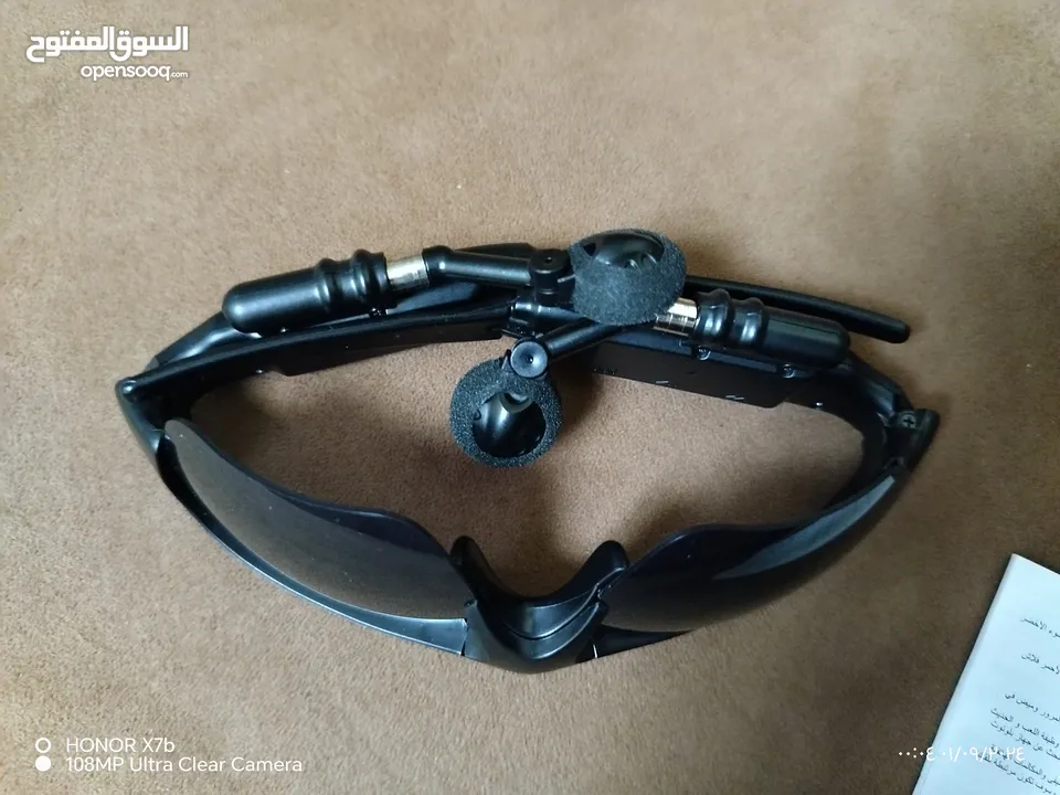 نظارات شمسية للجنسين بلوتوث.غير مستعملات.. للبيع الزرقاء الجديده البتراوي