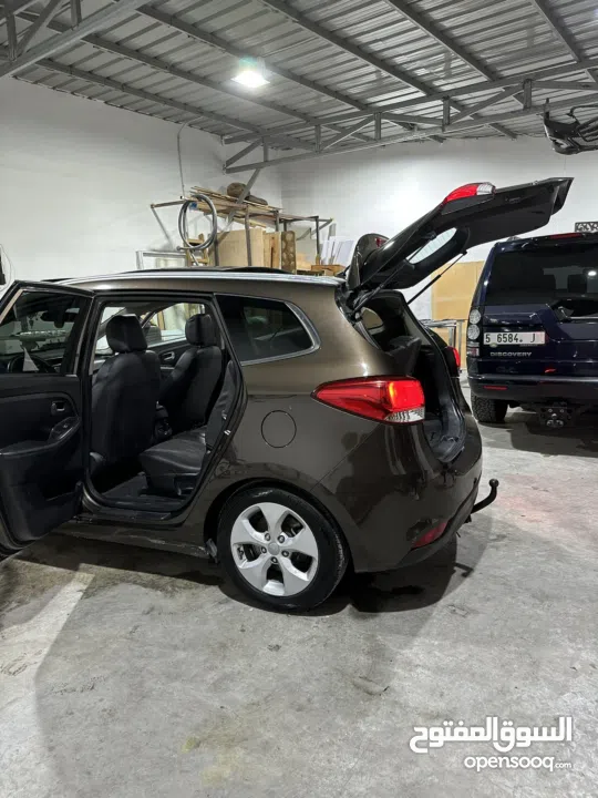 كيا كارينز 2016