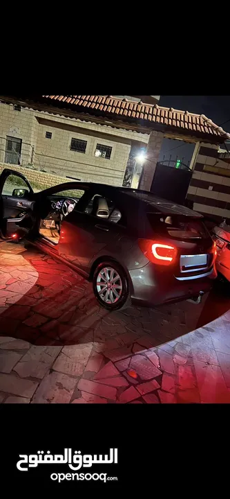 مرسيدس A180 للبيع فل الفل