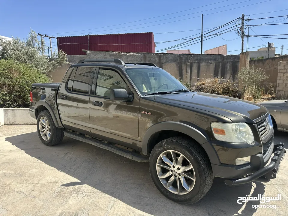 فورد اكسبلورر 4x4 2008 ترخيص منخفض سنة كامله جنطات اصليه فورد 20 انش اطارات تويو جديدة رقم مميز