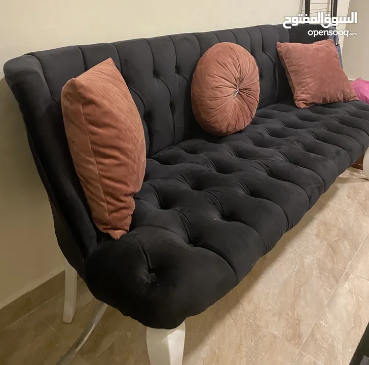 كنباي ثلاثية لون اسود مخمل خشب زان