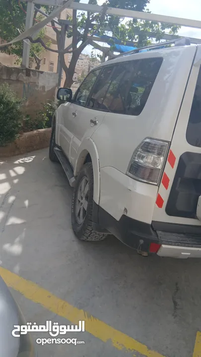ميتسوبيشي باجيرو 2008