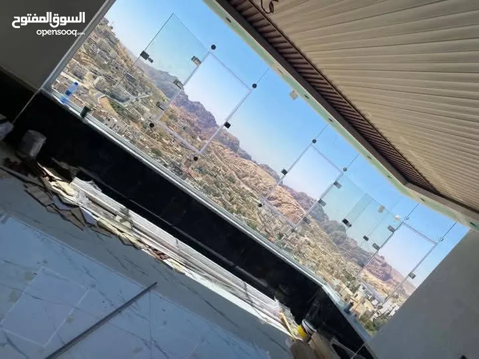 الفالوجي للزجاج وسكريت
