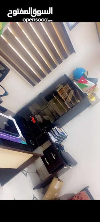 اثاث  مدرسة ورضة.  مكاتب  مستعملة بحاله الجيد جدا المفرق