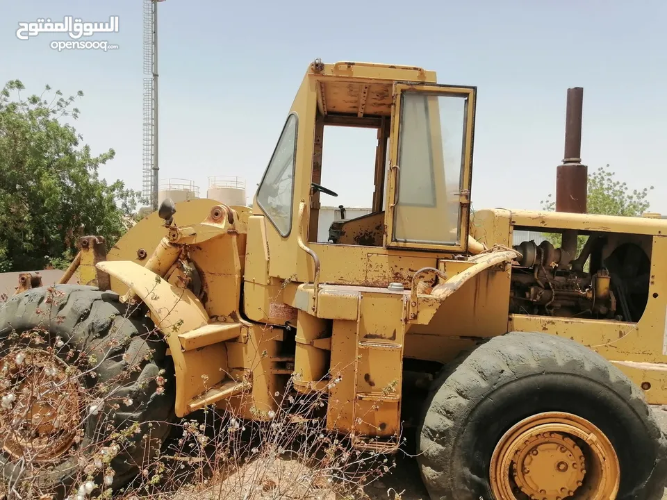 لودر كاتربيلار الأصلي