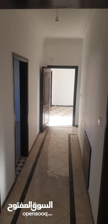 شقة للأيجار في اليادوة جاوا من المالك مباشرة