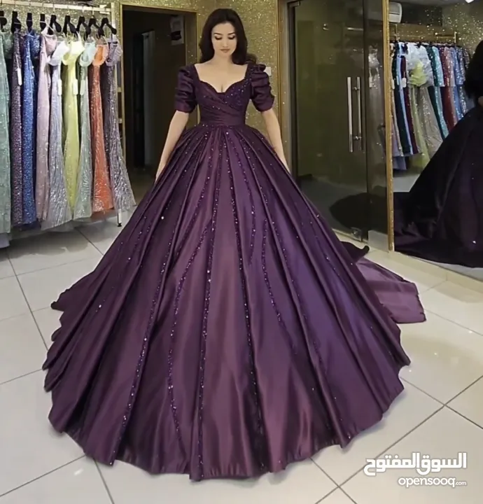 فساتين زفاف وخطوبة بالجملة