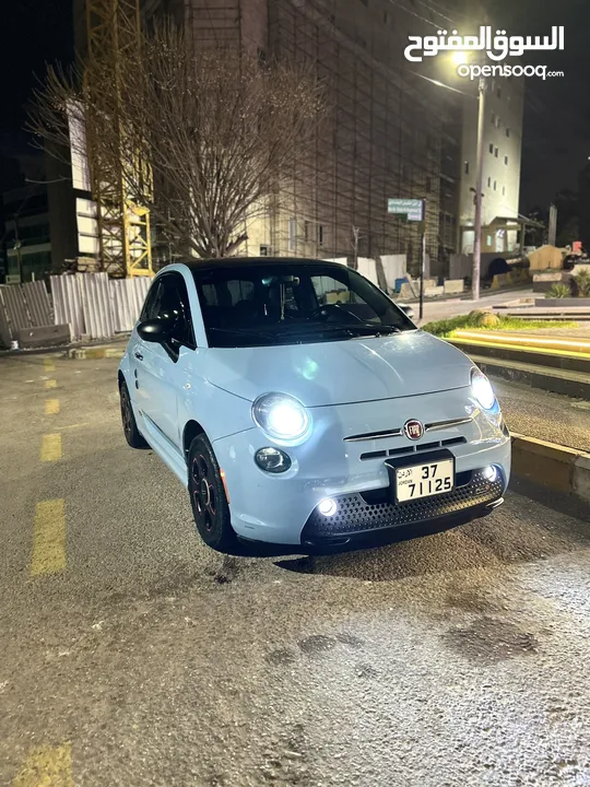 بانوراما Fiat 500e 2017