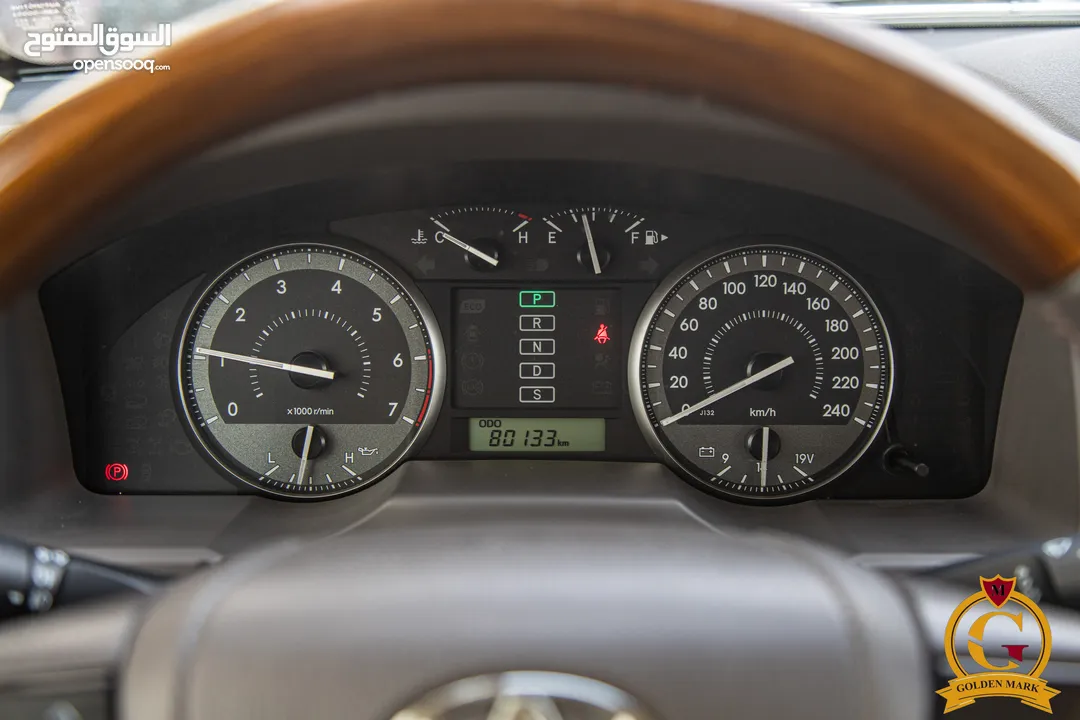 Toyota Land Cruiser 2017 Gx-r V8  السيارة بحالة الوكالة و قطعت مسافة 80,000 كم