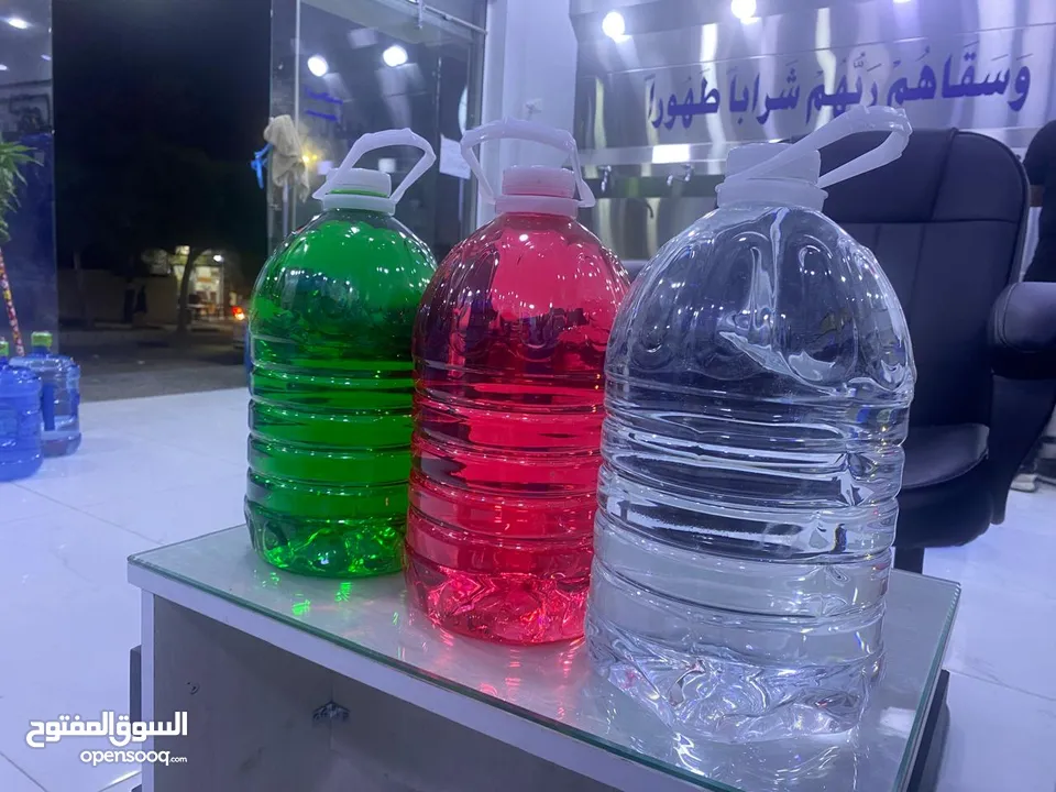 مياه مقطرة نقية 100% خالية من الأملاح و الشوائب معقمة بأحدث التقنيات