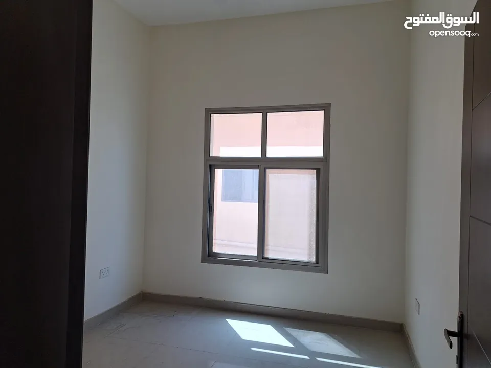 Office for rent budaiya Road, شقه تجاريه للايجار على شارع البديع بموقع مميز