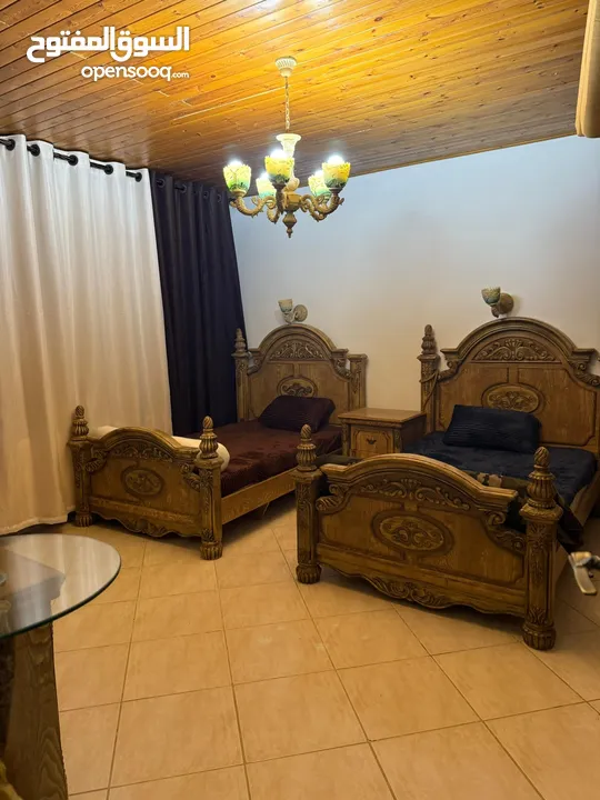 شقة للإيجار مفروش  رويال سويت طابقية مع روف و ترس كبير  Big department for rent in deir Ghbar amman