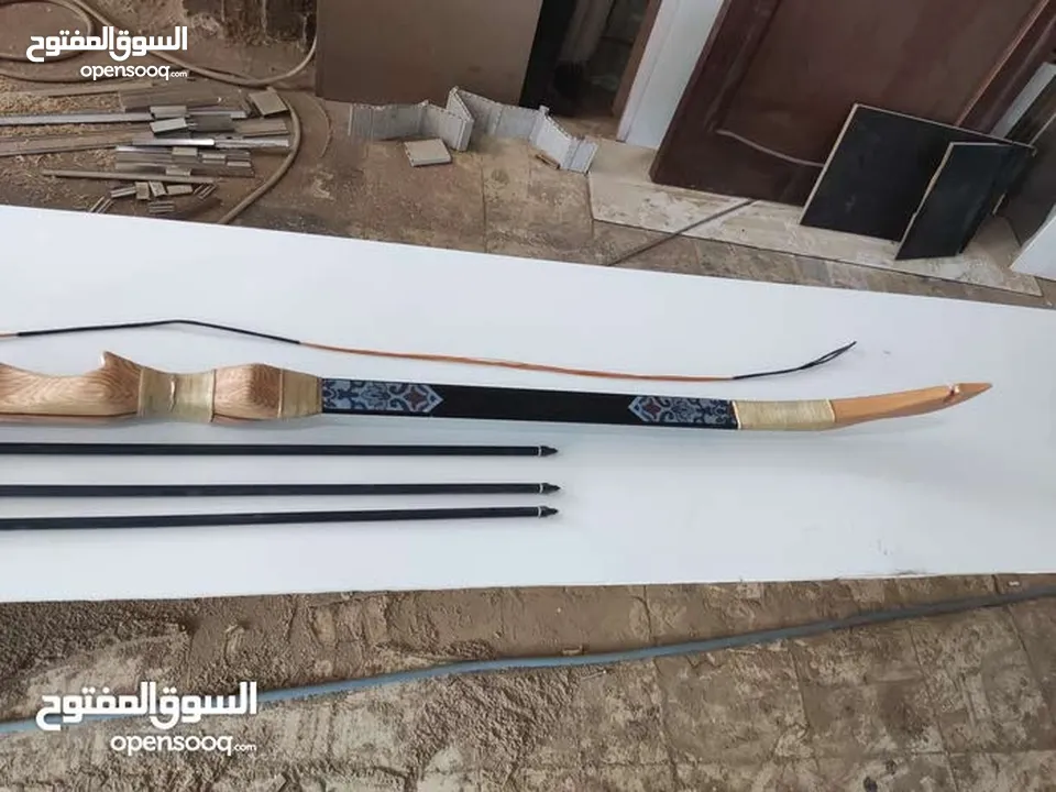 قوس رماية فايبر 36 باوند احترافي مع ثلاث أسهم كاربون