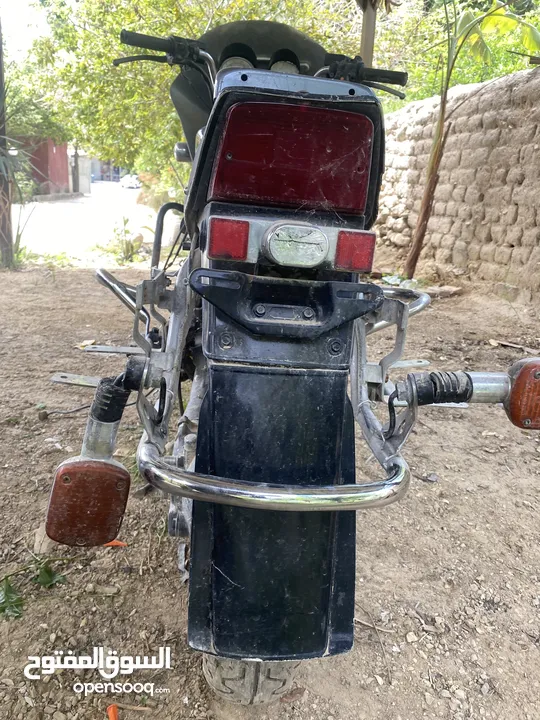 دراجه هوندا للبيع ع خرابها