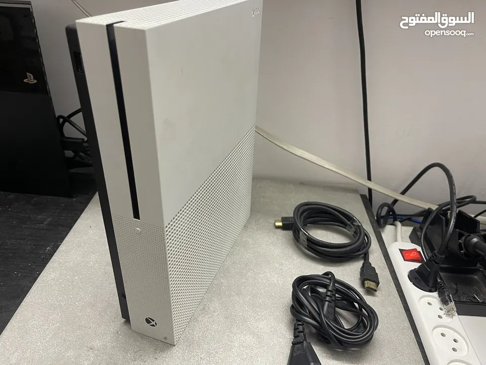 بدون أدين Xbox one s نظيف