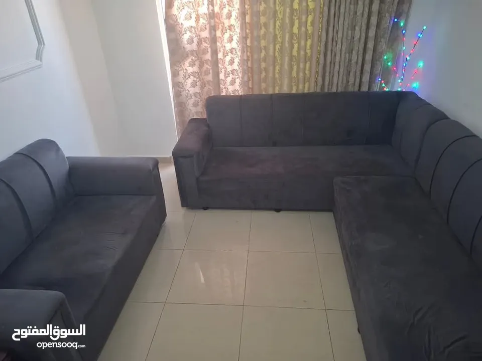 اثاث/ طقم كنب للبيع مستعمل