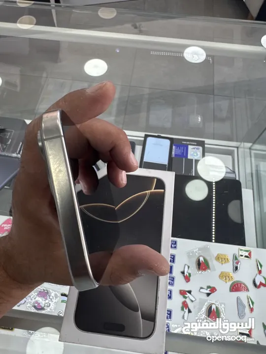 Apple iPhone 16 pro max   مستعمل بحاله الوكاله512 جيجا