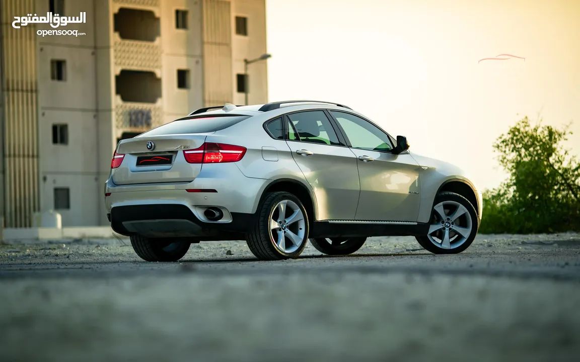 BMW X6 Excellent Condition Silver 2012