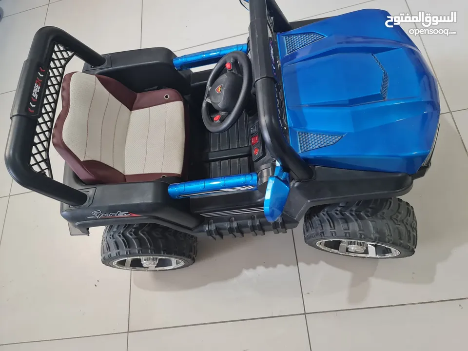 سيارة جيب للأطفال - jeep car