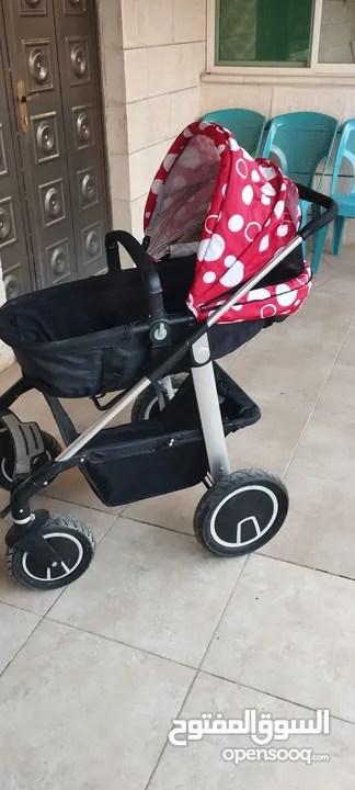 عرباية اطفال شبه جديدة استعمال بسيط جدا جدا بسبب السفر
